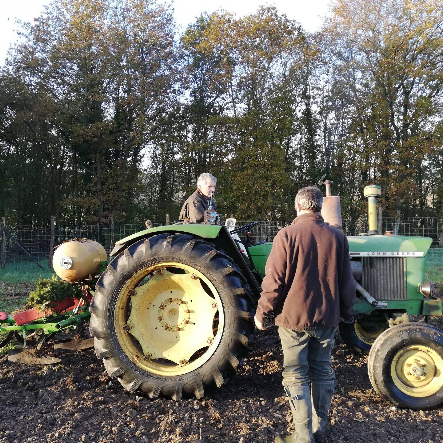 Monsieur sur tracteur